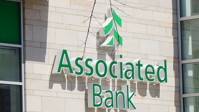 Associated Bank creates AI academy for Milwaukee youth