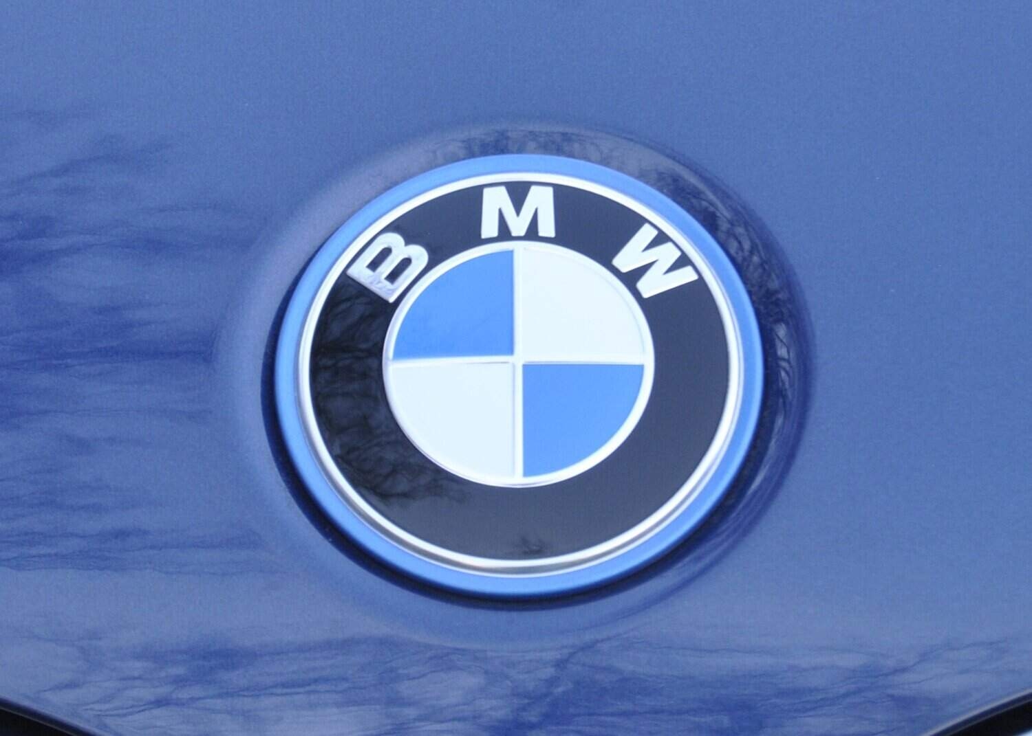 New vehicle sales finish first half of 2025 on a noteworthy high