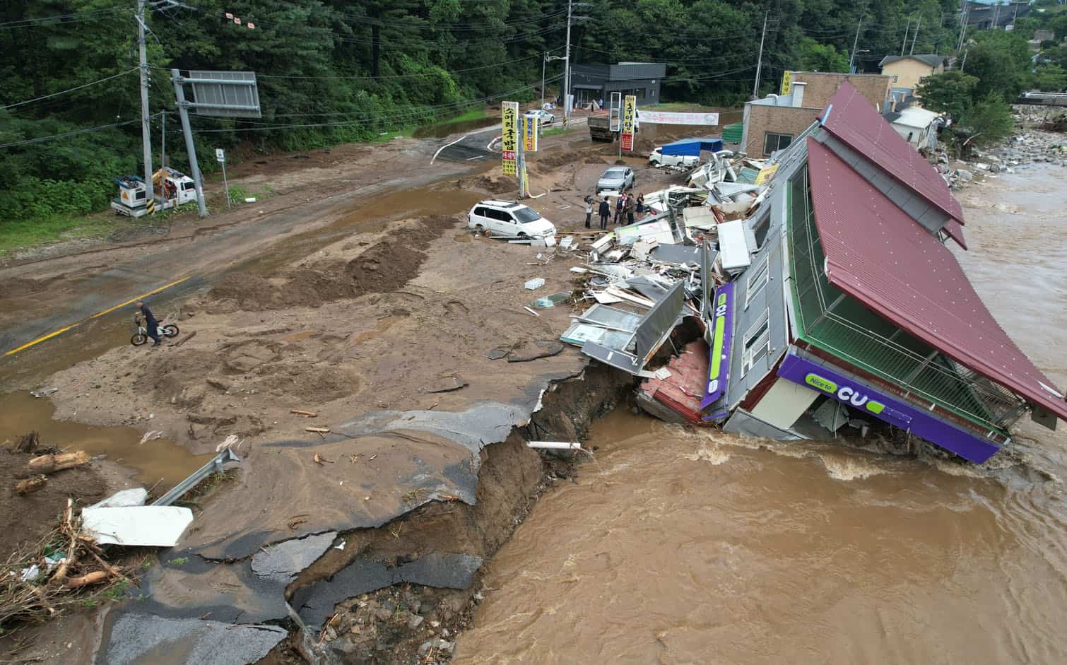 48 hours in pictures, 20 July 2025