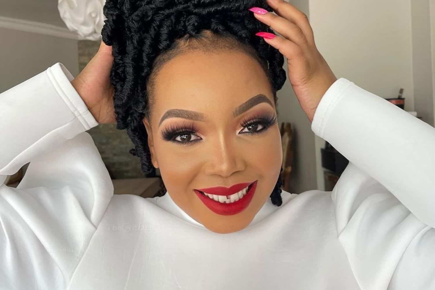 Thembisa Mdoda-Nxumalo helps families bury their loved ones in a new show