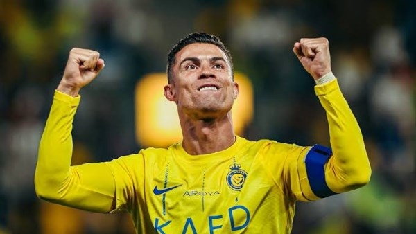 أول تعليق من كريستيانو رونالدو بعد التجديد مع النصر السعودي