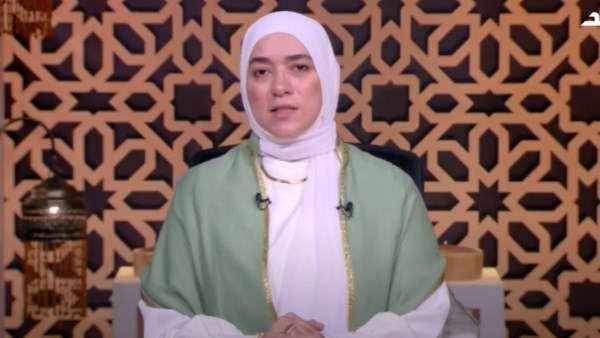 دينا أبو الخير: الجلوس مع الصالحين سبب للمغفرة