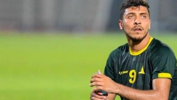 أمير هشام يكشف تفاصيل صفقة عودة محمد شريف للأهلي