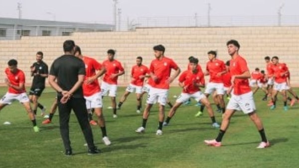 مدرب منتخب الشباب: أبرمت عقدا لحمزة عبد الكريم مع الأهلي بسبب التزامه وقدراته الفنية والبدنية