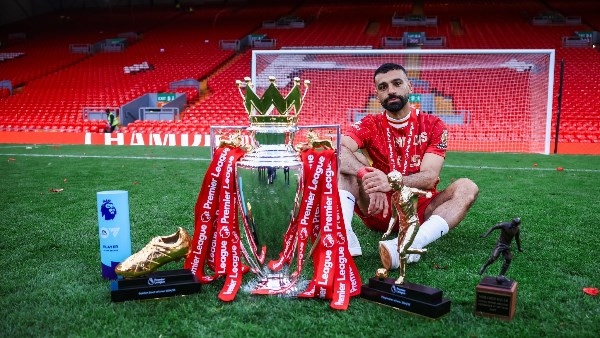 أسطورة ليفربول مشيدا بـ محمد صلاح: مصدر إلهام لشباب النادي
