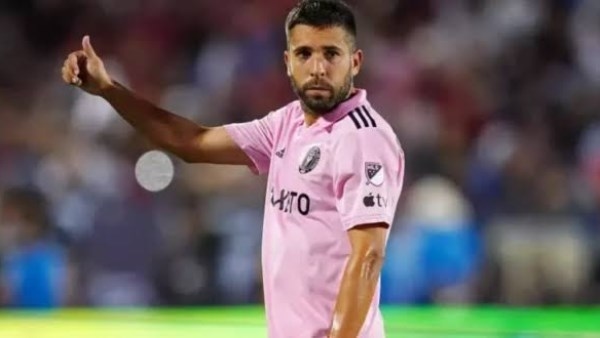 جوردي ألبا: نحلم بإقصاء باريس سان جيرمان من كأس العالم للأندية
