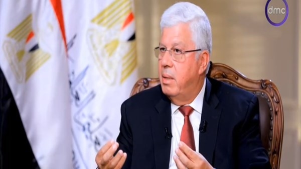 هل يتم إلغاء نظام العلمي والأدبي بالثانوية العامة.. الوزير يجيب