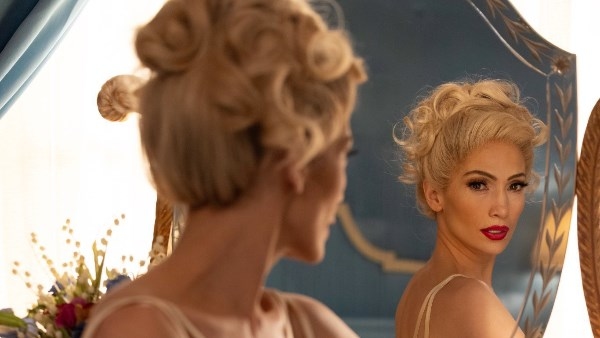 جينيفر لوبيز تتألق في Kiss of the Spider Woman.. أداء مبهر وترشيحات أوسكار