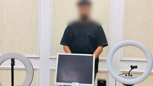 نشر فيديوهات خادشة على مواقع التواصل.. صانع محتوى شهير يواجه هذه العقوبة
