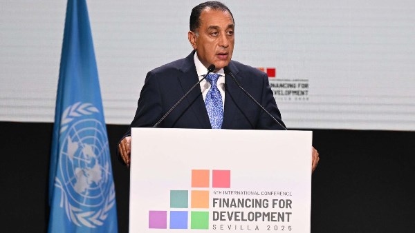 مدبولي: أهمية صياغة خارطة طريق لتعزيز نفاذ الدول النامية للتمويل الميسر ومنخفض التكلفة
