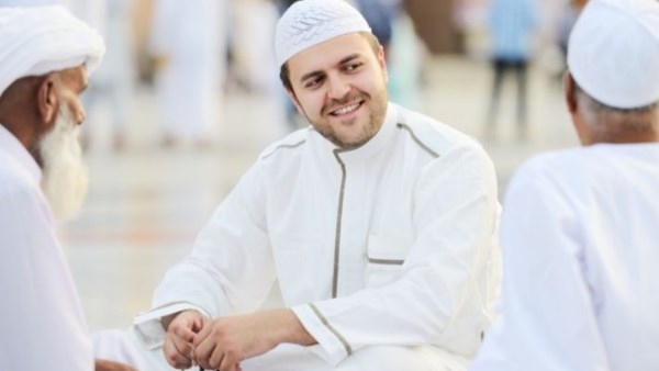 قاعدة أخلاقية على المسلم أن يطبقها فى معاملته مع الآخرين.. الأوقاف توضحها