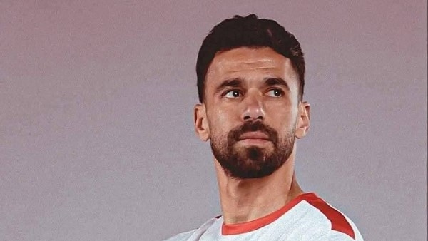 الزمالك يحتفل بعيد ميلاد عبد الله السعيد في مران الفريق