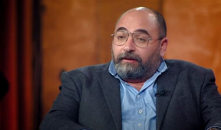 أحمد الجندي يتحدث عن خلاف بيومي فؤاد ومحمد سلام: سلام ساعات بيبقى مندفع وبيومي "عاطف السكري"