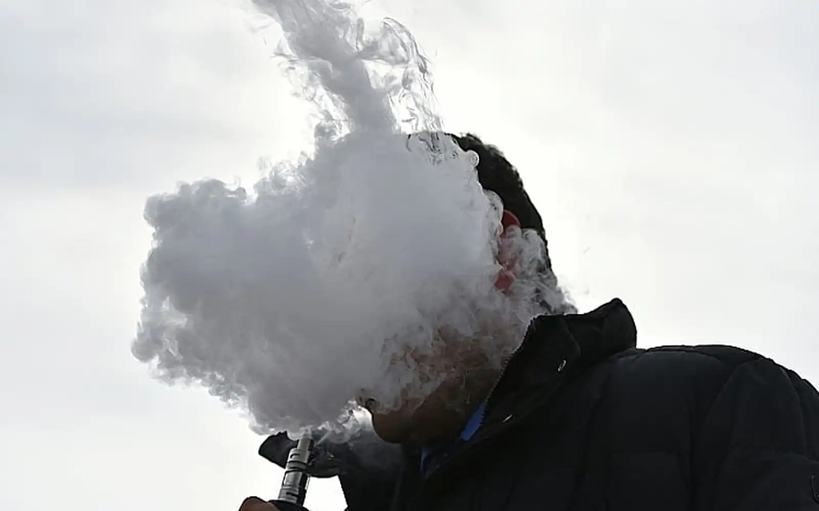 UK ban on disposable vapes goes into effect