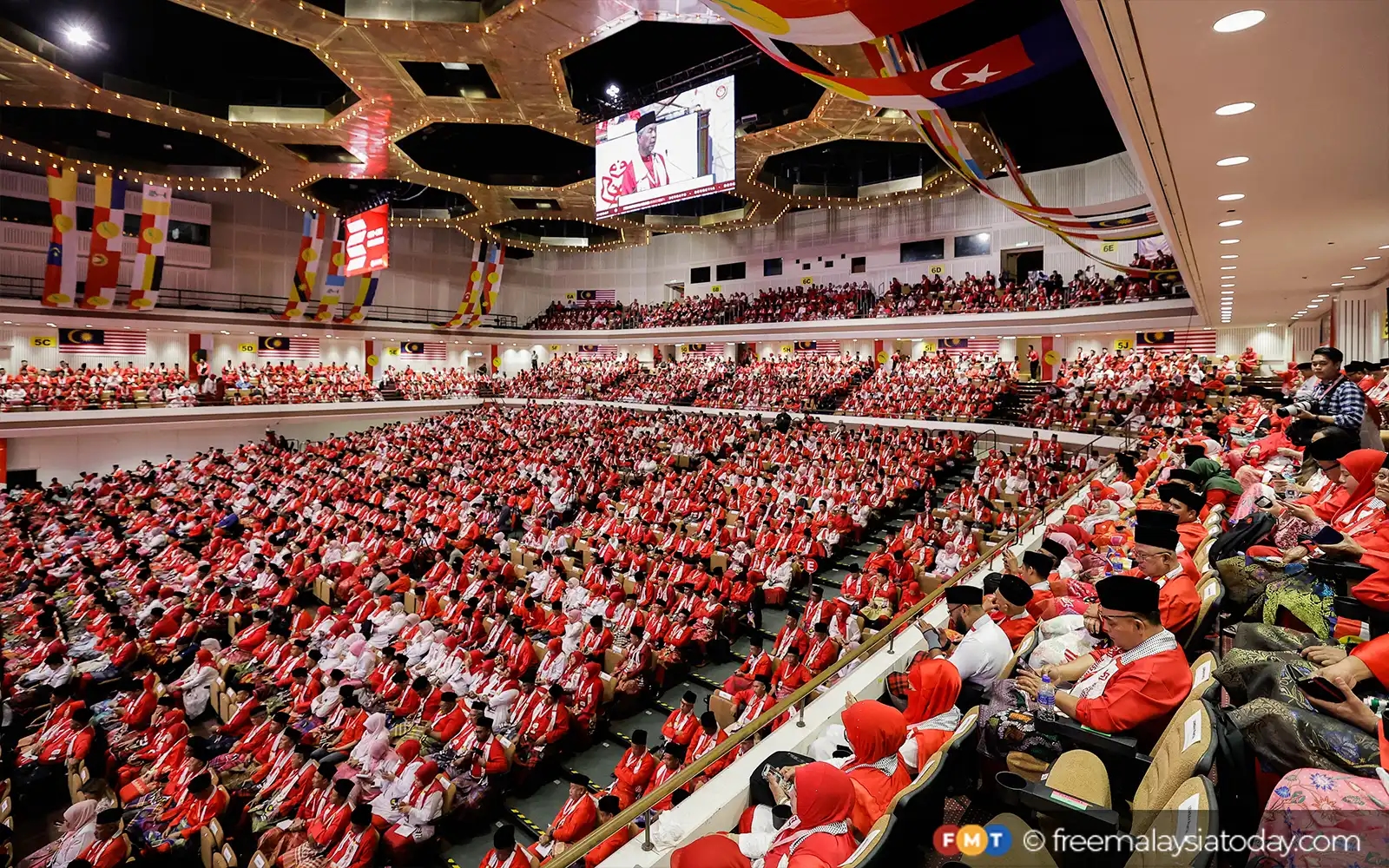 Umno AGM pushed to November in view of Sabah polls