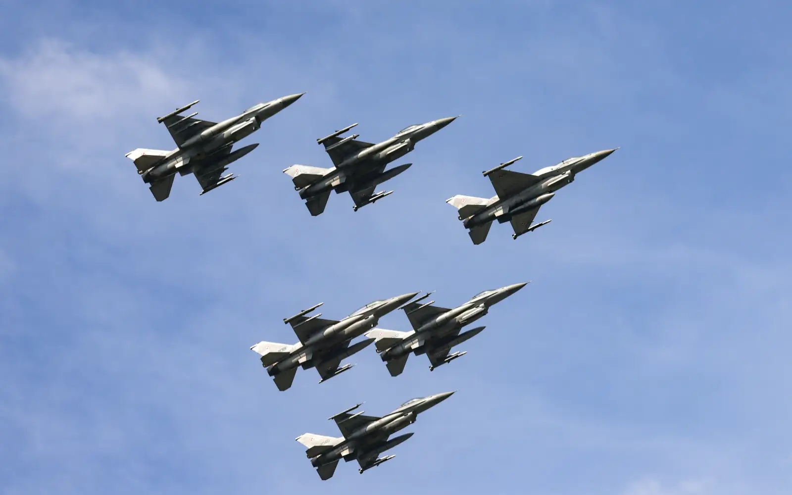 Thailand to buy 12 Swedish Gripen fighter jets
