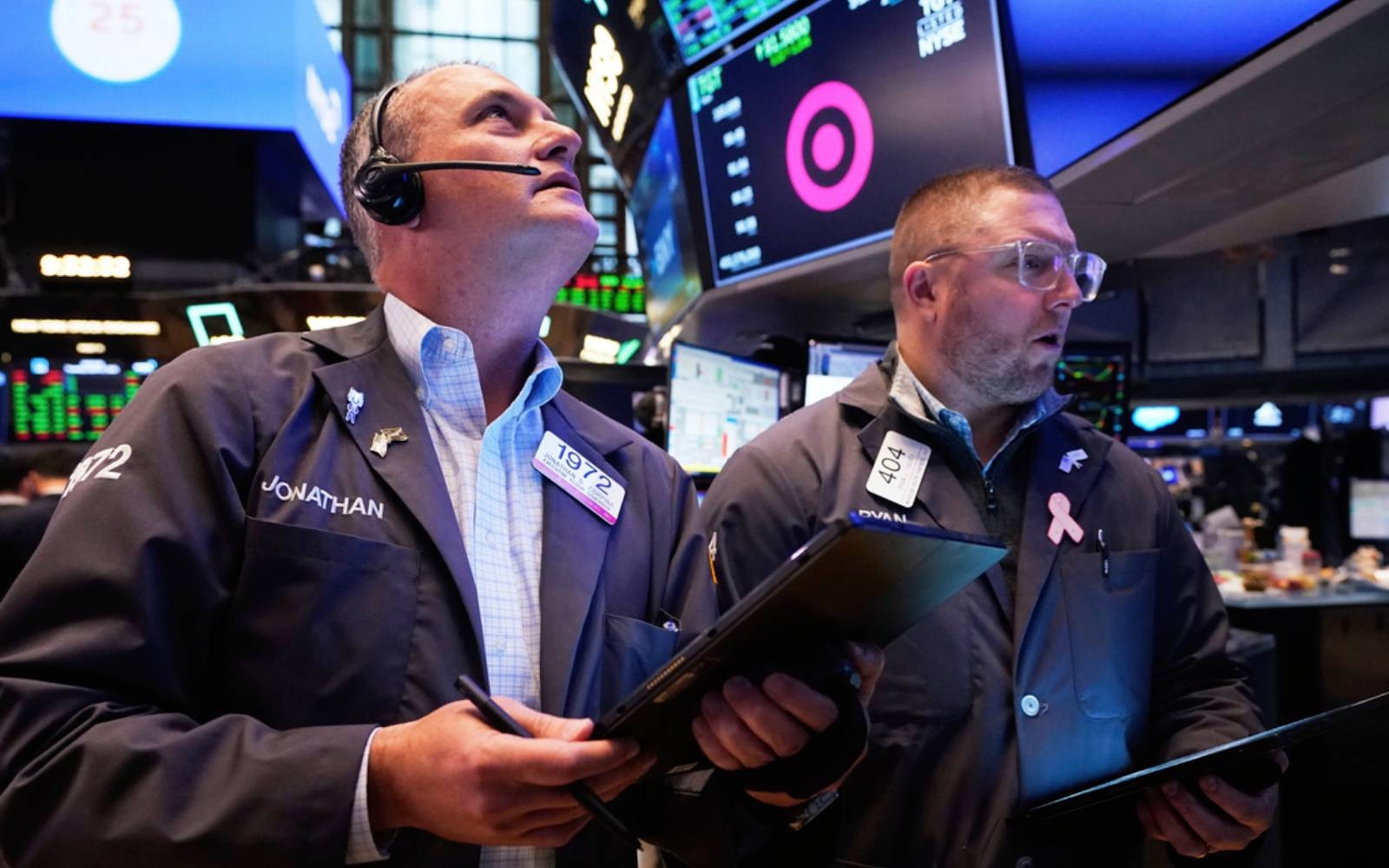 Global stocks mostly rise on trade deal hopes while Tesla plummets