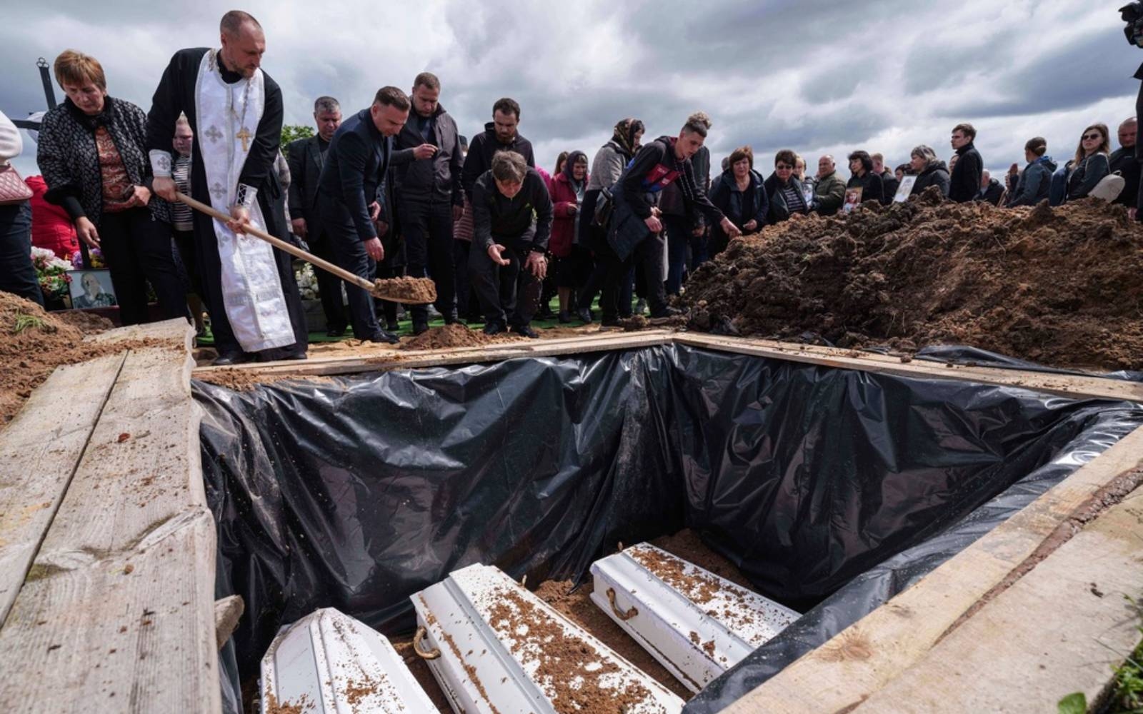Russia pushing offensive into Ukraine's Dnipropetrovsk