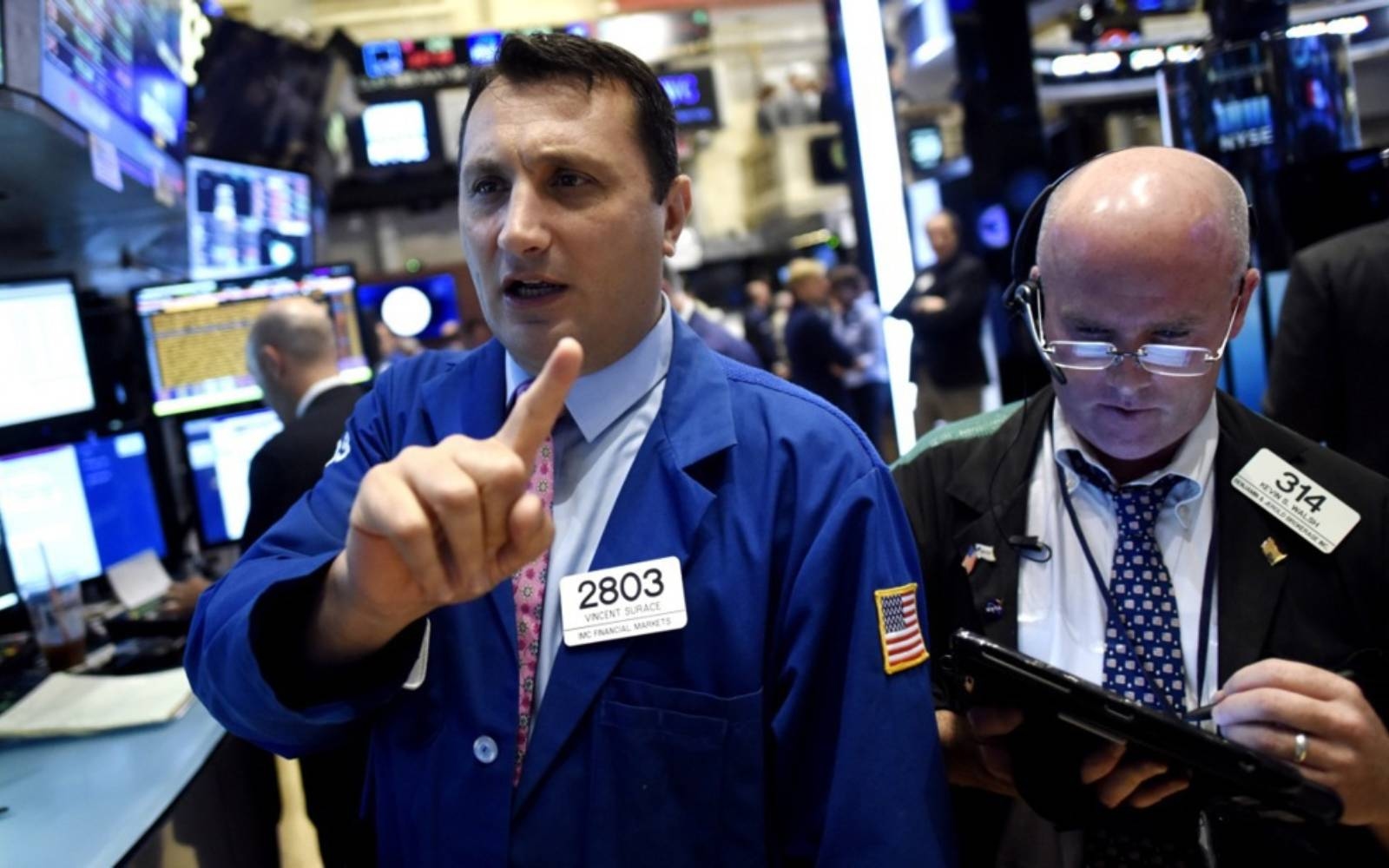 US stocks end higher, shrugging off Powell firing fears