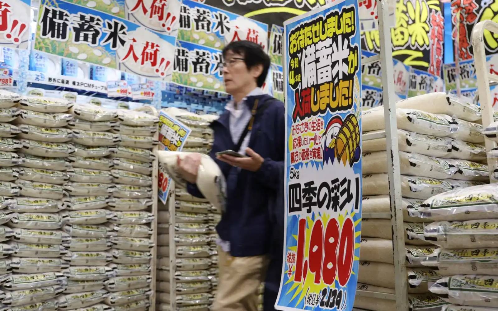 Trump threatens tariffs on Japan over rice exports