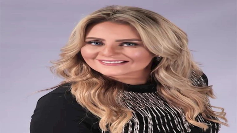 ماذا قالت رانيا محمود ياسين عن السوشيال ميديا والسقا ومها الصغير؟