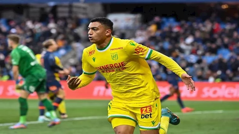 'اشتغلت ببلاش".. نجم الزمالك السابق يثير الجدل بشأن انتقال مصطفى محمد للأهلي