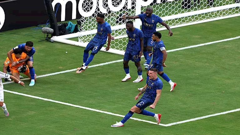 ضربة قوية للهلال السعودي قبل مباراة مانشستر سيتي في كأس العالم للأندية