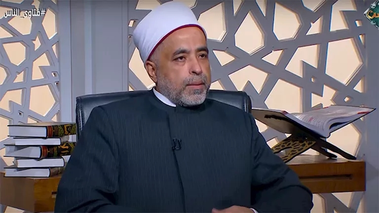 ماذا نردد عند قول المؤذن في أذان الفجر "الصلاة خير من النوم"؟.. أمين الفتوى يجيب