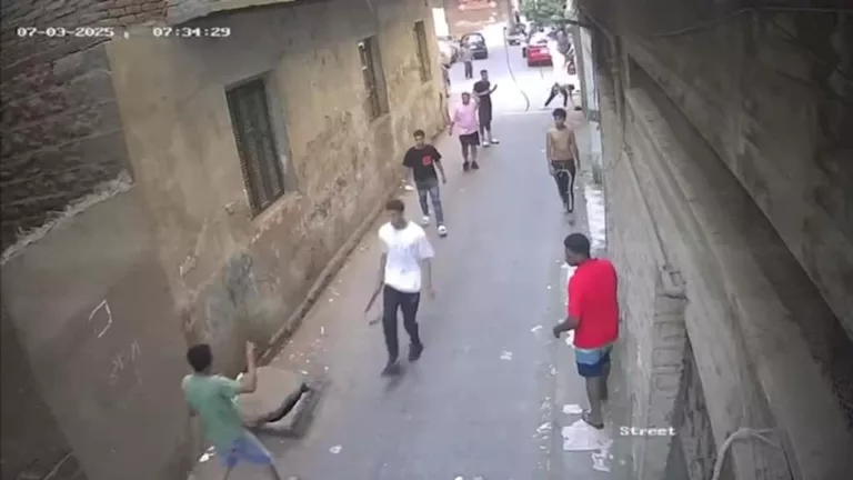 دفاع "طالب الجيزة" يطالب بعرض موكله على الطب الشرعي.. والضحية: صباعي طار قدام عيني