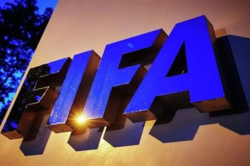 72 ساعة بين المباريات وراحة 21 يوماً.. توصيات جديدة من فيفا بعد الاجتماع مع اتحادات اللاعبين