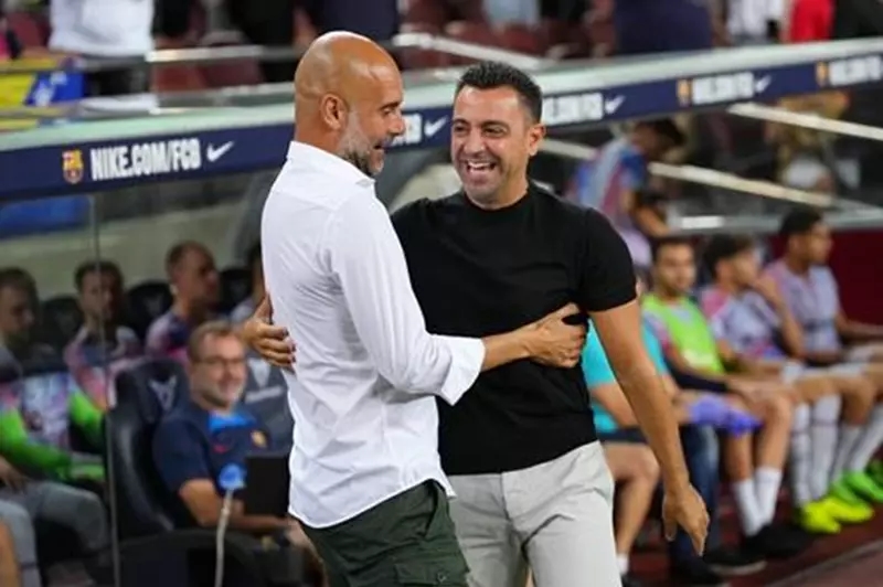 الاتحاد الهندي: تلقينا طلبات مزيفة من تشافي وجوارديولا لتدريب المنتخب