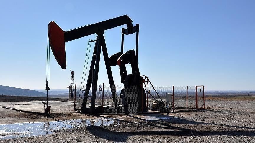 Oil declines on OPEC+ supply outlook and easing Middle East concerns