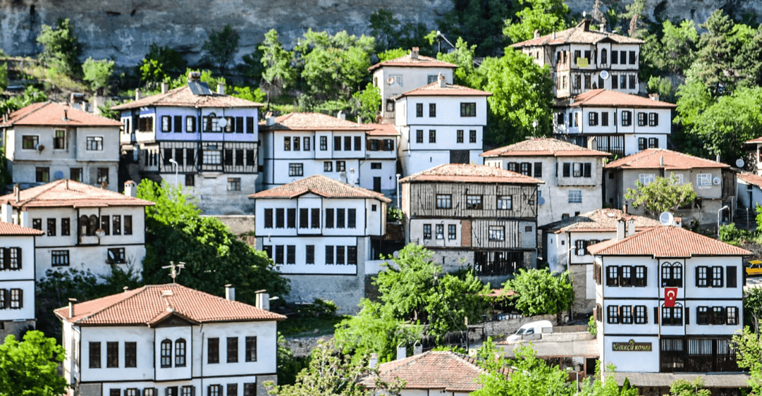 Iraq's Turkiye property empire wanes: Fall from top spot continues