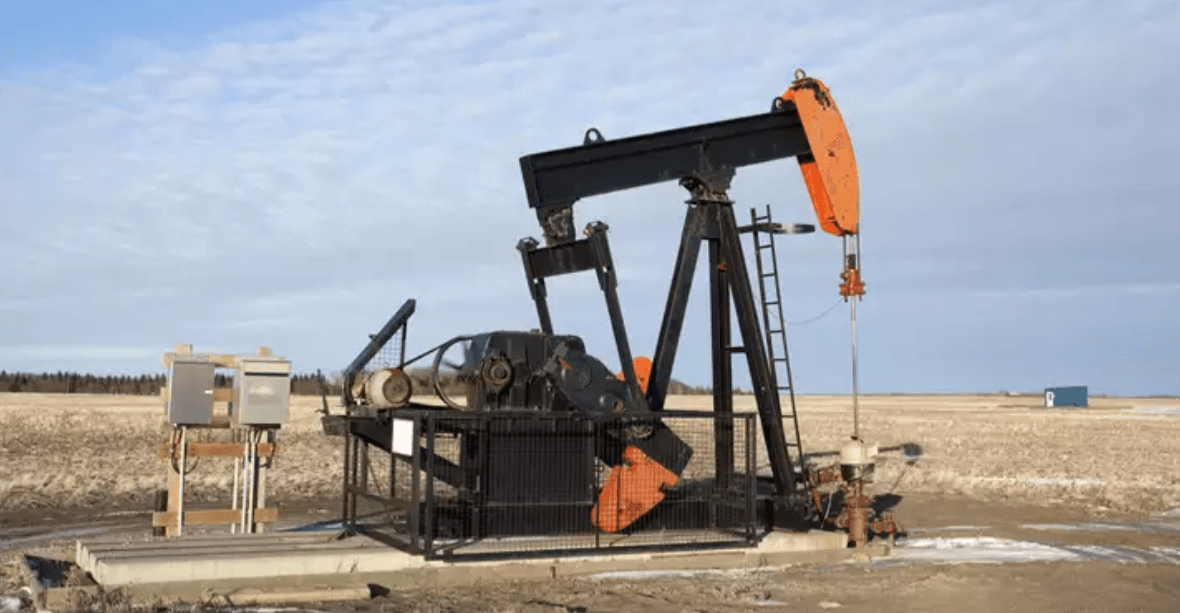 Oil prices rise on trade deals