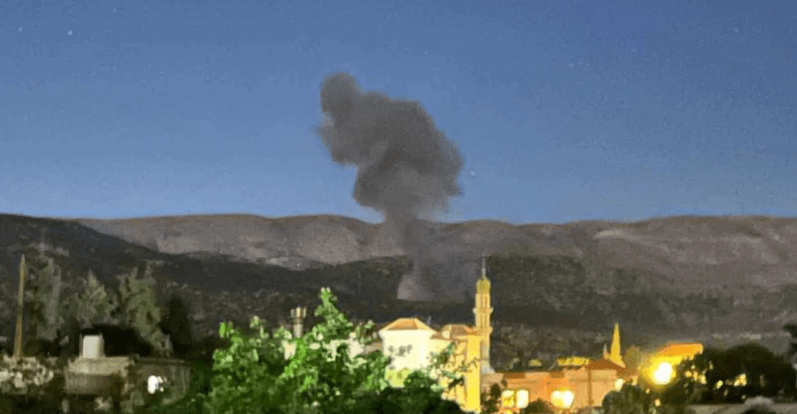 Israeli airstrikes hit Lebanese towns amid ongoing ceasefire violations