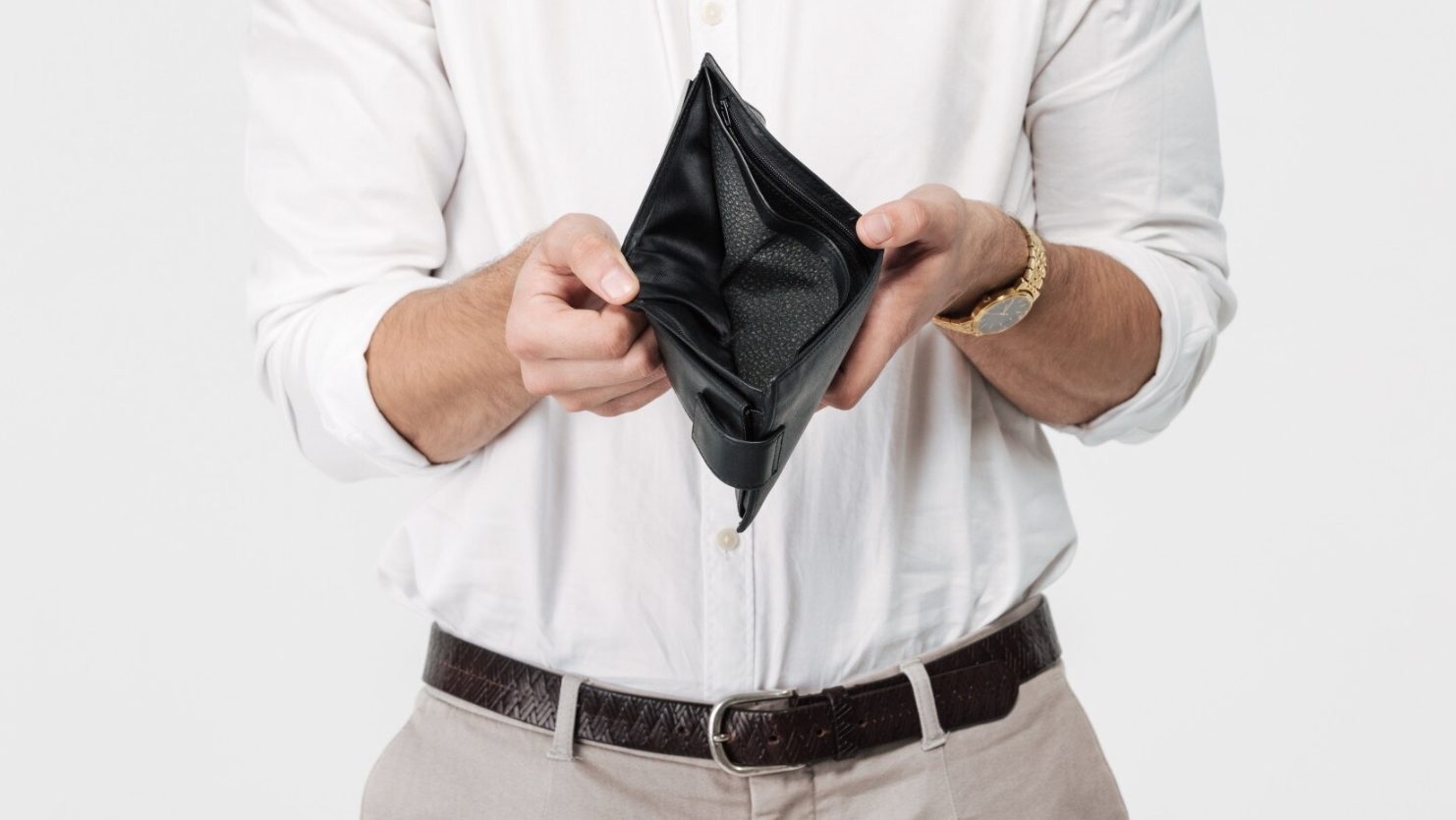 Is it common to spend nearly half your salary on rent in SG?