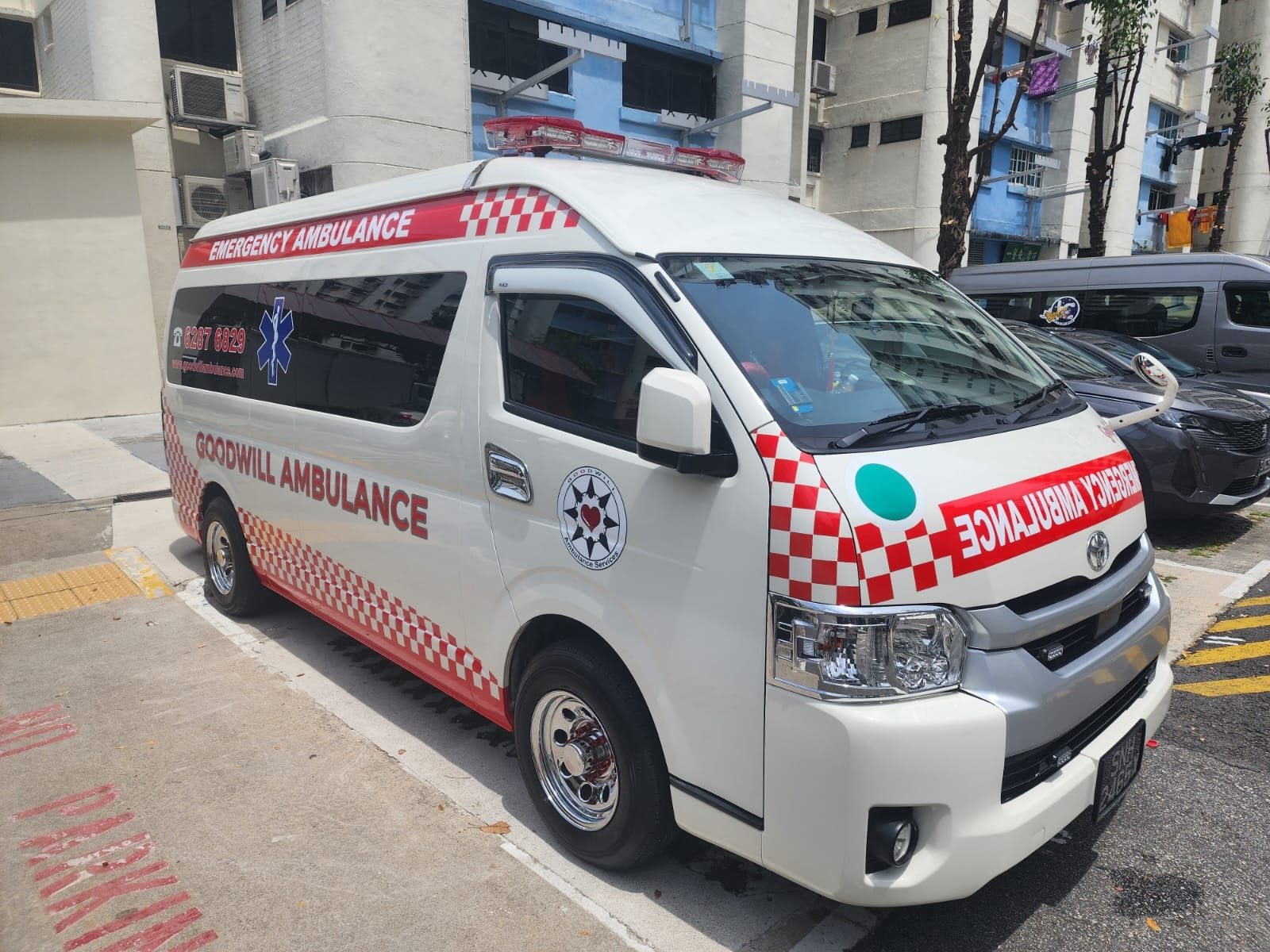 Singaporean shocked by $300 ambulance bill after calling 1777 despite being quoted $220