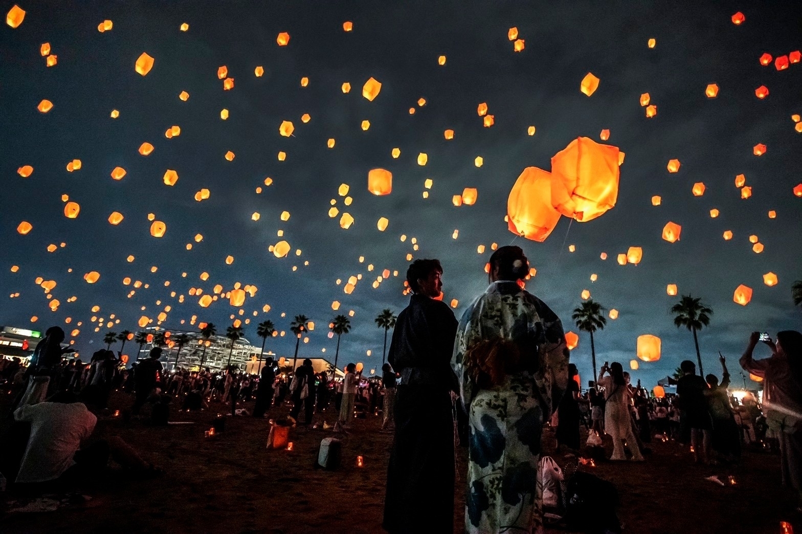 This sky lantern festival in Osaka is safe for kids and the environment
