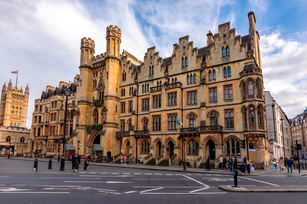 Two of the most expensive private schools in the UK are in London
