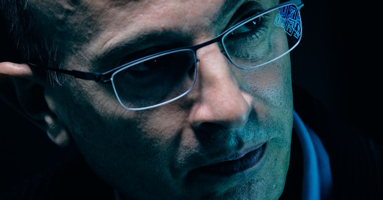 Yuval Noah Harari: ‘How Do We Share the Planet With This New Superintelligence?'