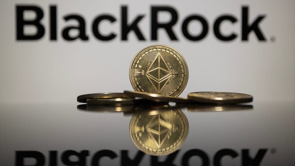 $332 Million To Minus $85 Million: Why Are Ethereum ETFs Suddenly More Popular Than Bitcoin ETFs?