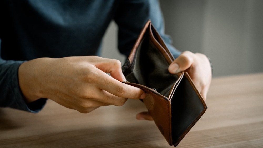 'When Men Don't Have Money, They're Just Less Attractive,' Says Professor Scott Galloway, As Men Without College Degrees Now Earn 22% Less