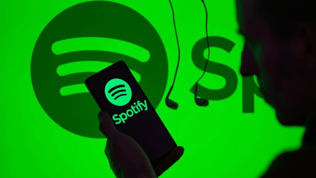Spotify's $694M Bet On AI War Tech: What Daniel Ek's Helsing Move Signals For Investors Watching The Defense Boom