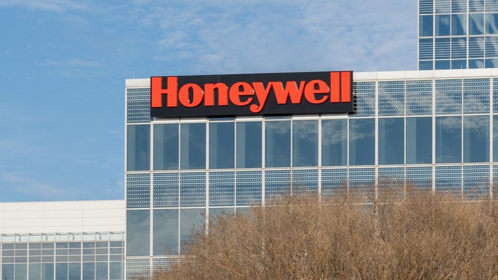 Southwest Airlines To Equip Entire Boeing 737 Fleet With Honeywell's Runway Safety Technology