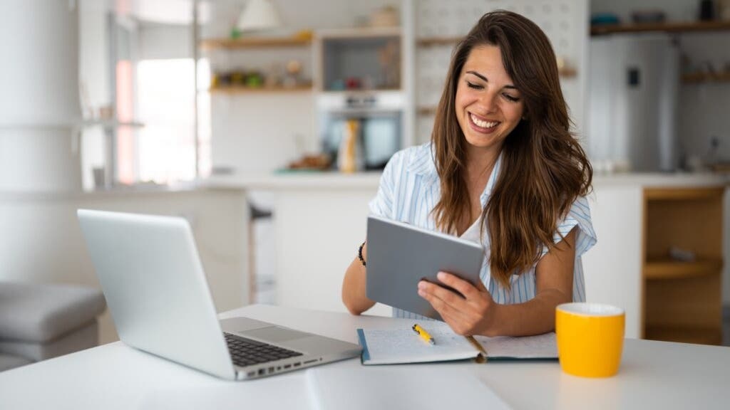 Gen Z's Gig Economy Mindset: Prioritizing Flexibility, Skill Development, And Work-Life Balance In Corporate America