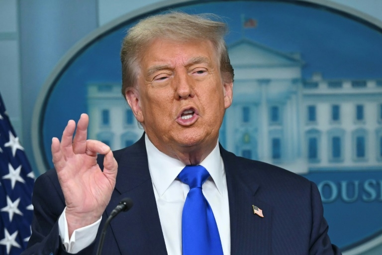 Republican discord threatens Trump agenda