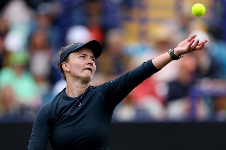 Krejcikova suffers injury scare ahead of Wimbledon defence