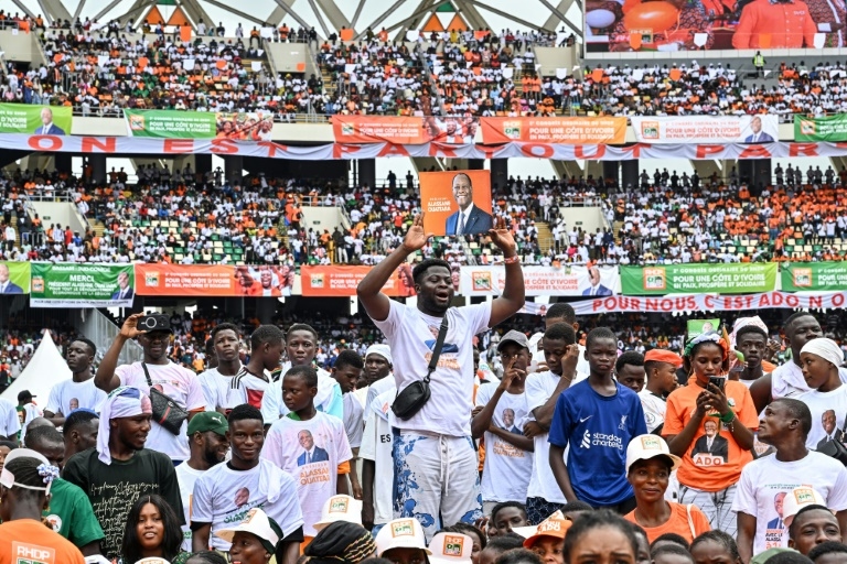 Ivory Coast youth, a giant majority, await their turn in politics