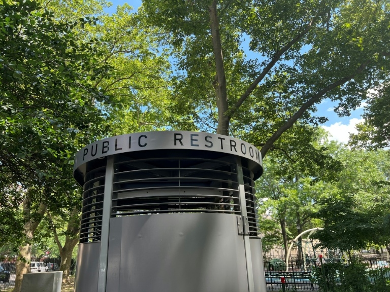 Bog Apple: NYC discovers stand-alone toilet pods