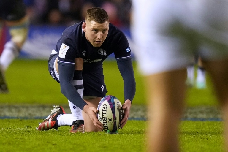 Russell signs new deal at Premiership champions Bath